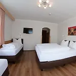 Zum Steirischen Kuss 3*