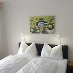 Zum Steirischen Kuss