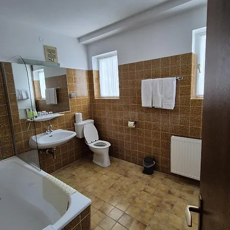 Penzion Gaestehaus Zum Steirischen Kuss