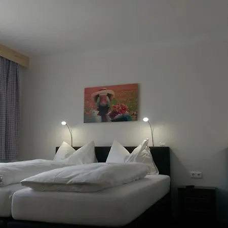 Gaestehaus Zum Steirischen Kuss Gæstehus 3*