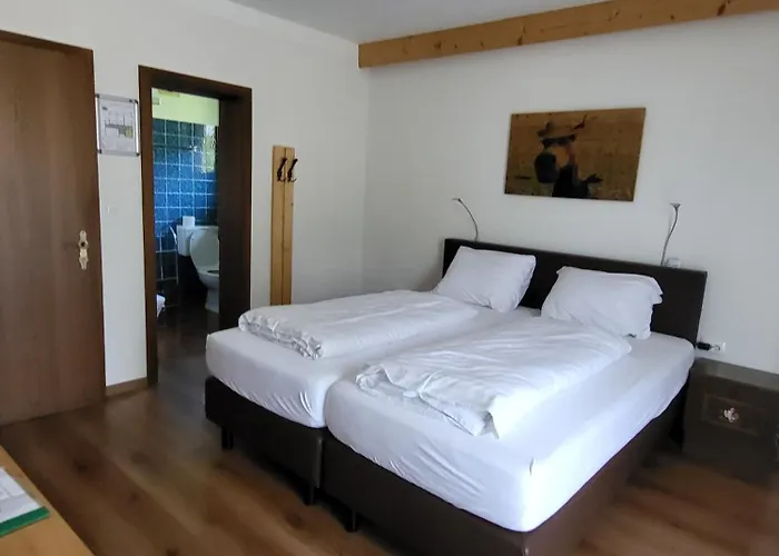 Gaestehaus Zum Steirischen Kuss Gasthuis Aich (Styria)