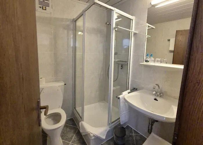 Gaestehaus Zum Steirischen Kuss Gasthuis Aich (Styria)